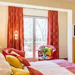 Moser - Garni Am (adults Only)