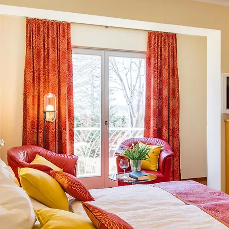 Moser - Garni Am (adults Only)