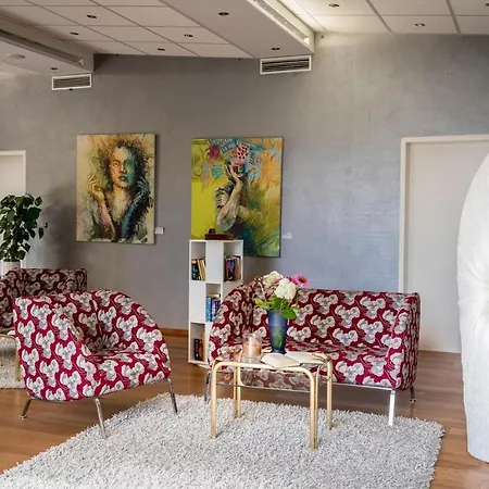 Отель Moser - Garni Am (adults Only)