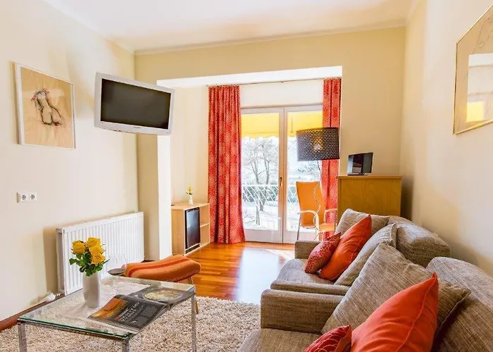 Moser - Garni Am (adults Only)